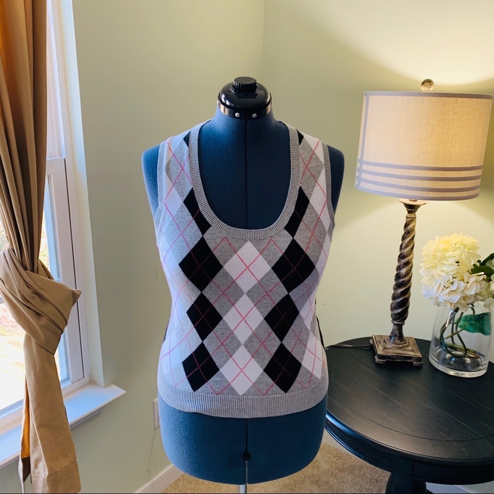 Tommy Hilfiger Sleeveless Argyle Sweater Size M